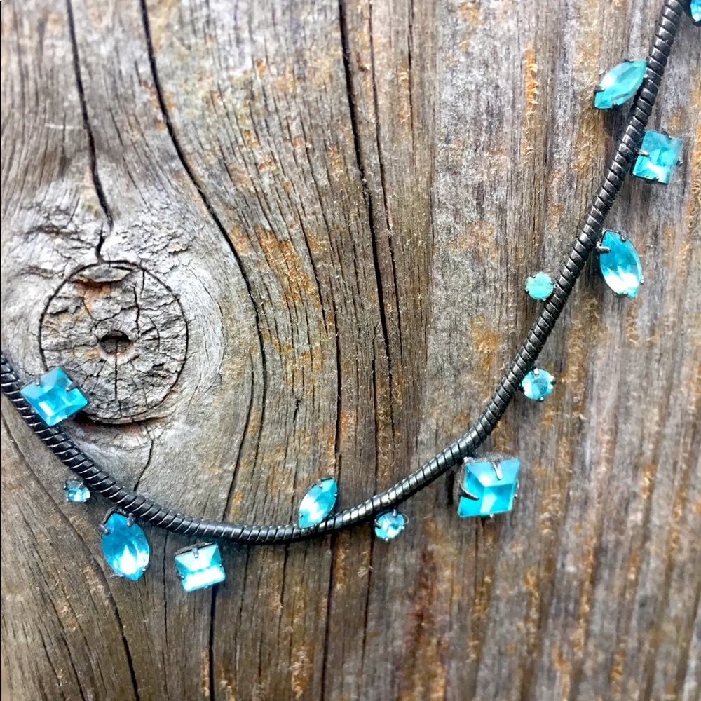 Shades of blue bundle necklaces and earrings - Picture 7 of 10